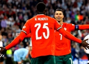 开云体育登录-西洋球队在国际赛事中屡获胜利