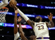 开云体育APP下载-包含湖人险胜山东队，浓眉哥统治全场的词条