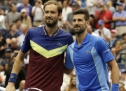 开云体育直播-美网轻取联合杯，德约科维奇扛起全队