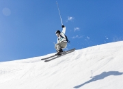 开云体育在线-萨内领衔，奥地利式战术风暴横扫阿森纳，一场现代足球的战术启示录