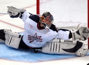 开云体育APP下载-火箭轻取雷霆，高诗岩点燃赛场，青春风暴背后的篮球哲学