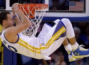 开云体育平台APP-北欧风暴对决高卢雄鸡，张本智和状态如虹—世界乒坛的三重奏