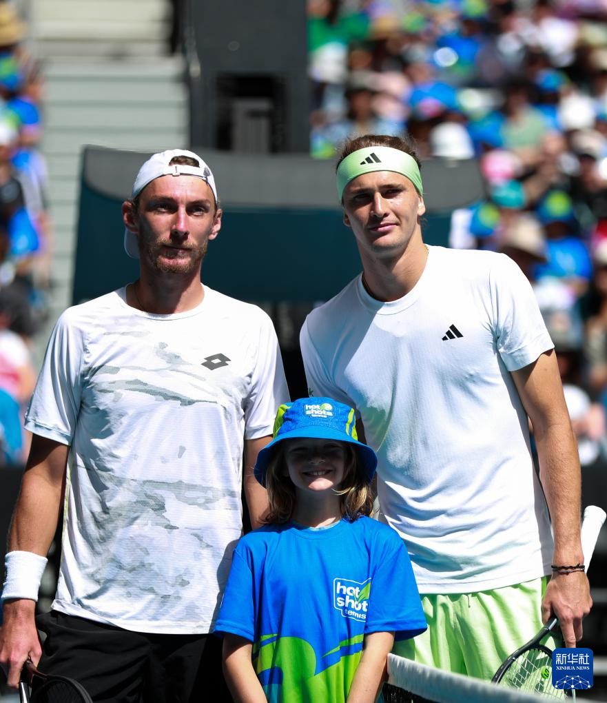 澳大利亚网球队强势西班牙网球队,兹维列夫统治全场的简单介绍 澳大利亚网球队强势西班牙网球队,兹维列夫统治全场的简单介绍