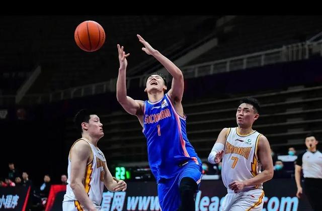 江苏男篮挑战四川队,实力对比分析 江苏男篮挑战四川队,实力对比分析