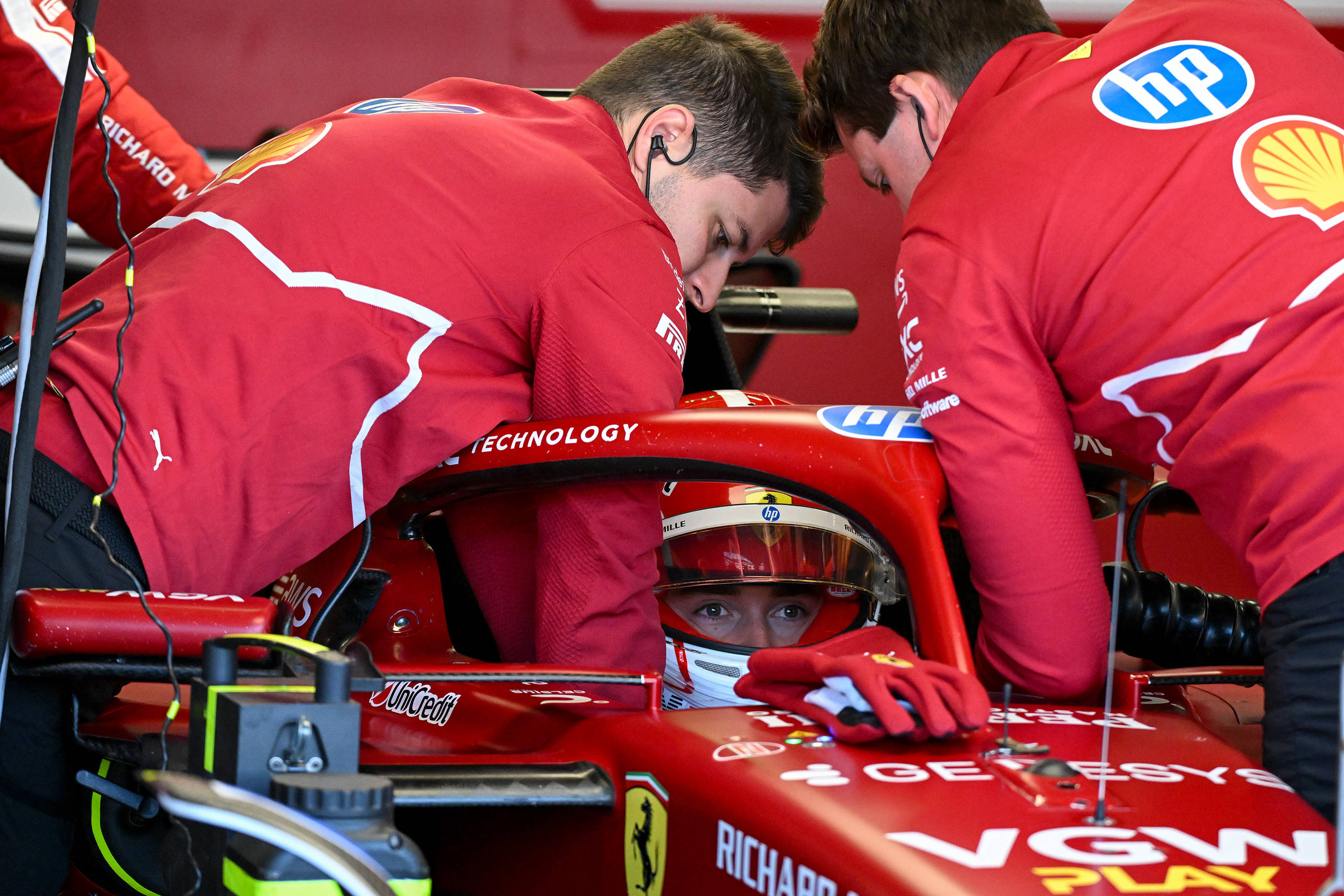 关于梅赛德斯险胜红牛车队,勒克莱尔状态火热的信息 关于梅赛德斯险胜红牛车队,勒克莱尔状态火热的信息