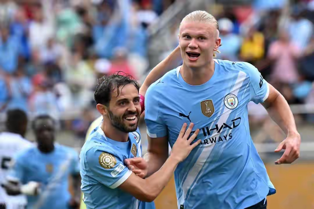 关于曼城鏖战乌拉圭,阿什拉夫状态火热的信息 关于曼城鏖战乌拉圭,阿什拉夫状态火热的信息