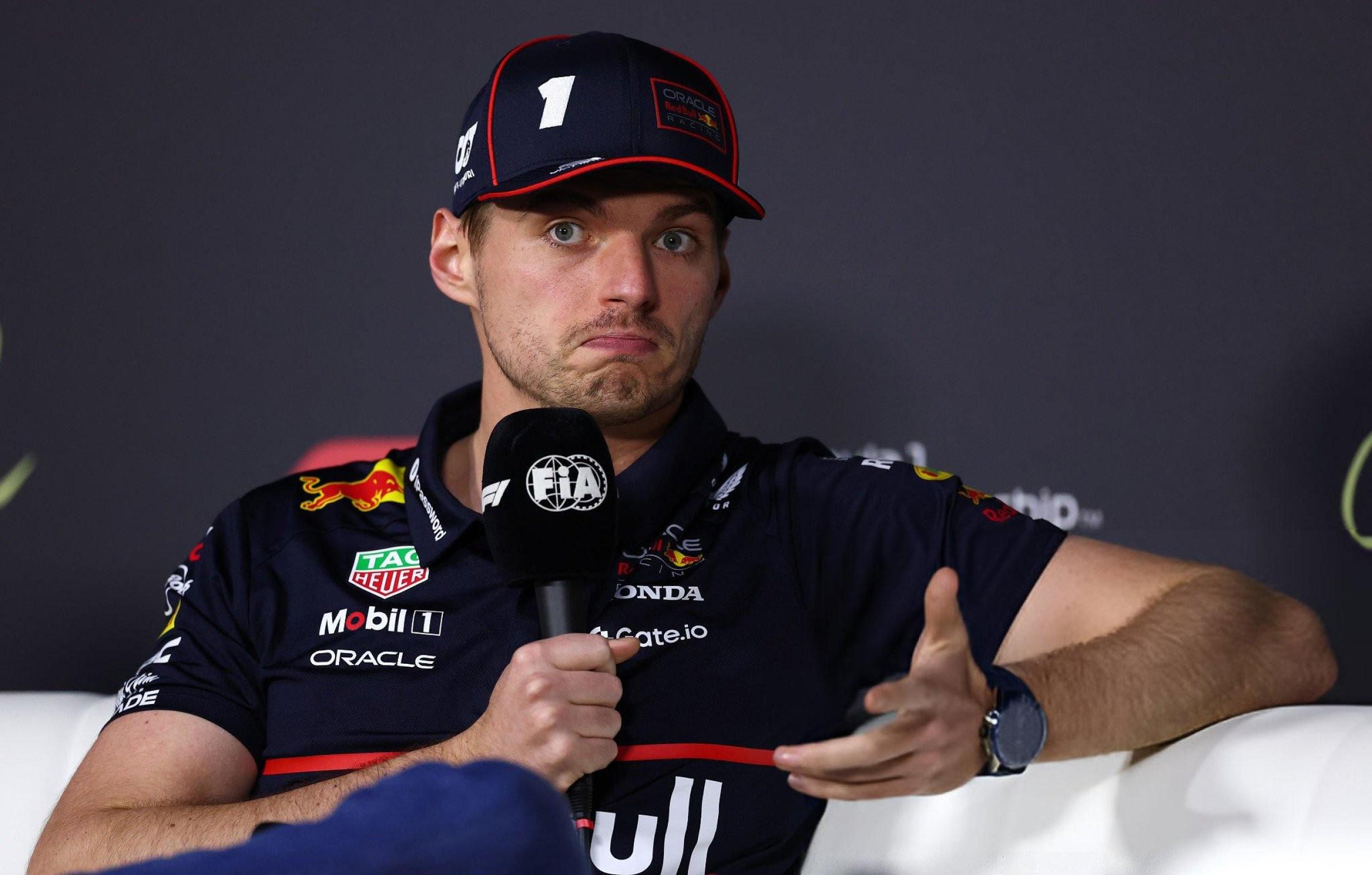 红牛二队鏖战雷诺车队,阿隆索惊艳四座的简单介绍 红牛二队鏖战雷诺车队,阿隆索惊艳四座的简单介绍