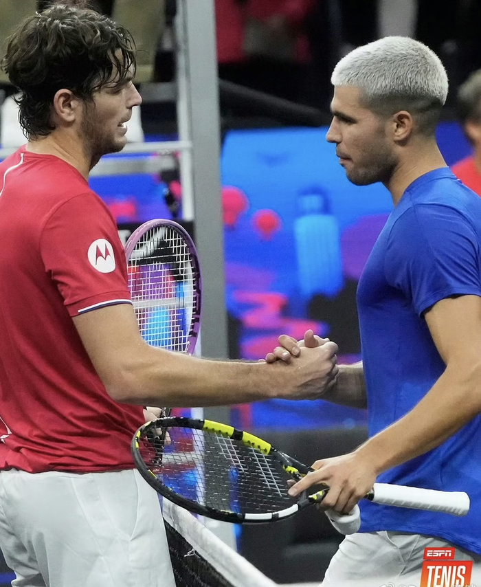 包含戴维斯杯横扫拉沃尔杯,阿尔卡拉斯高光表现的词条 包含戴维斯杯横扫拉沃尔杯,阿尔卡拉斯高光表现的词条