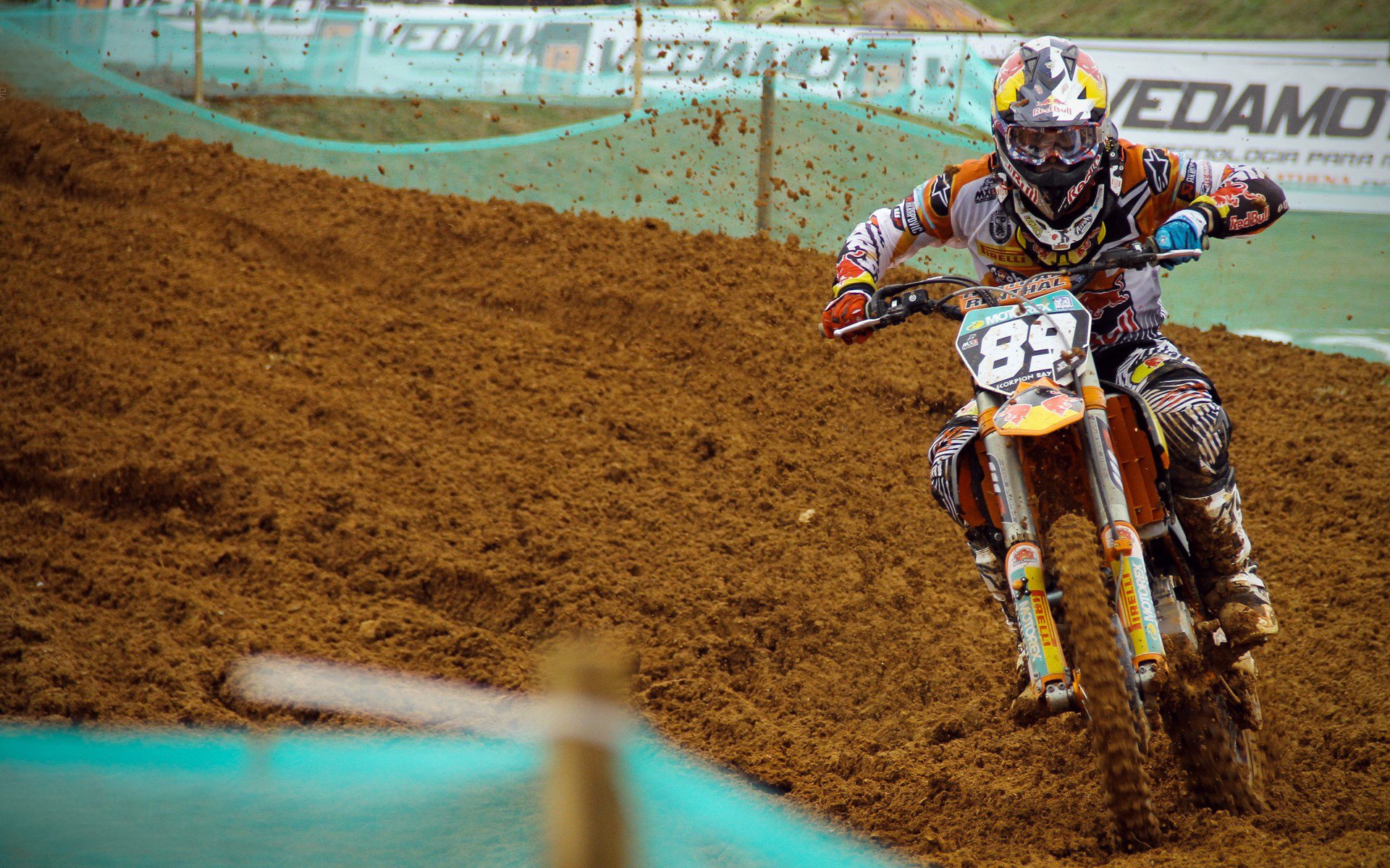 詹姆斯关键战不手软，快船战术压制猛龙，现代篮球的胜负密码